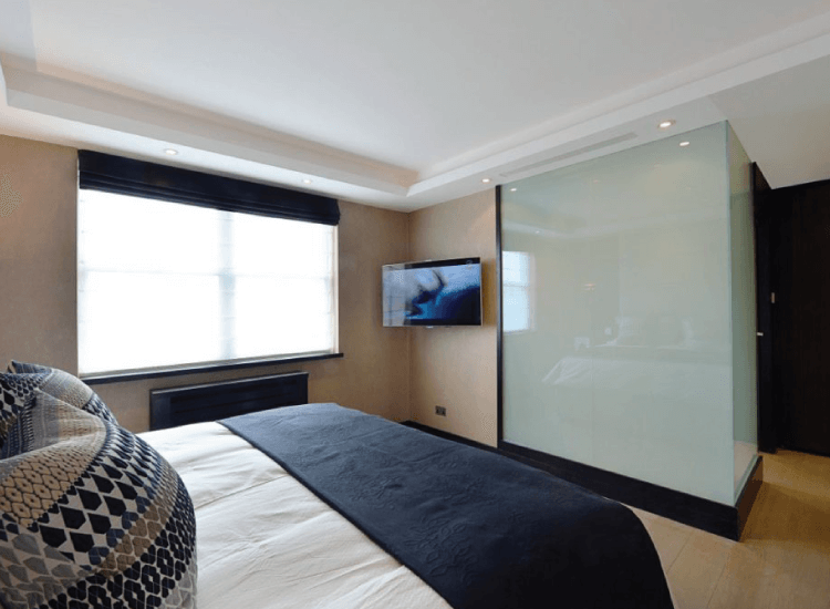 Smart Glass Shower Screen Hospitality switched to off